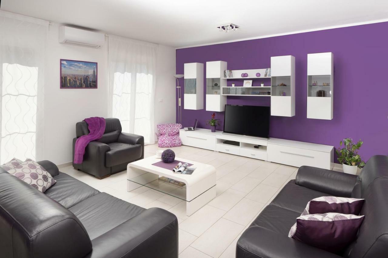 Rainbow Apartment Pula Luaran gambar