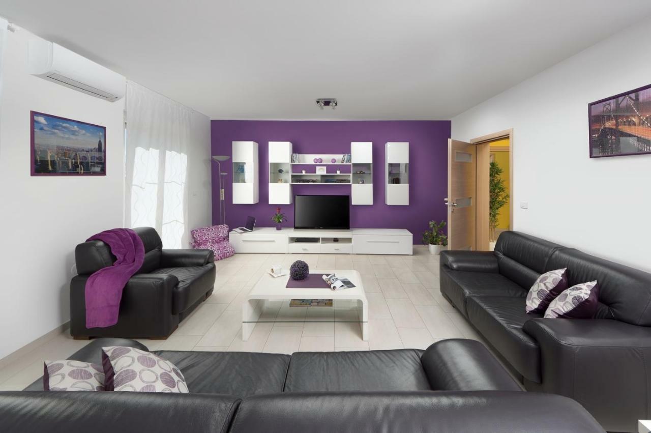 Rainbow Apartment Pula Luaran gambar